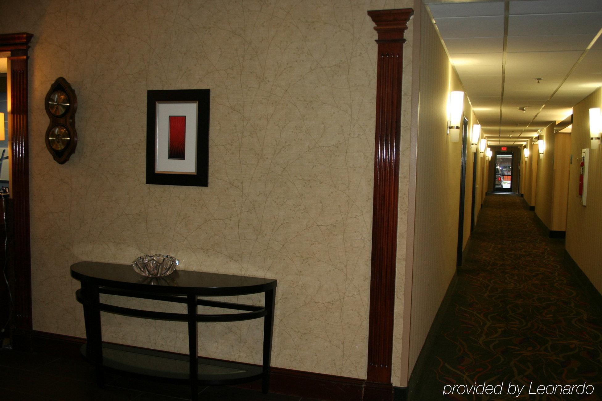 Lexington Inn And Suites Інтер'єр фото